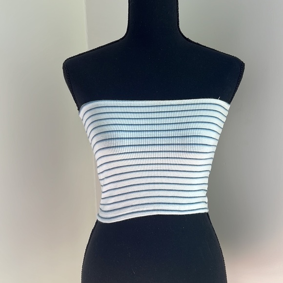Brandy Melville Tops - Brandy Melville tube top. Size S?